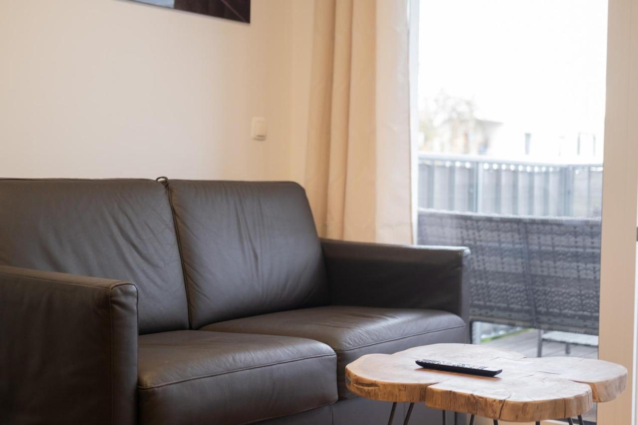 Modern Apartment W/ Cozy Balcony Near City Center Wina Bagian luar foto
